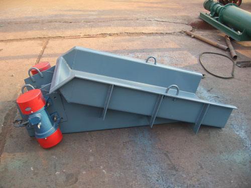 <a href='http://www.57150.cn/djglj/' title='電機(jī)振動(dòng)給料機(jī)'>電機(jī)振動(dòng)給料機(jī)</a>無(wú)法正常啟動(dòng)